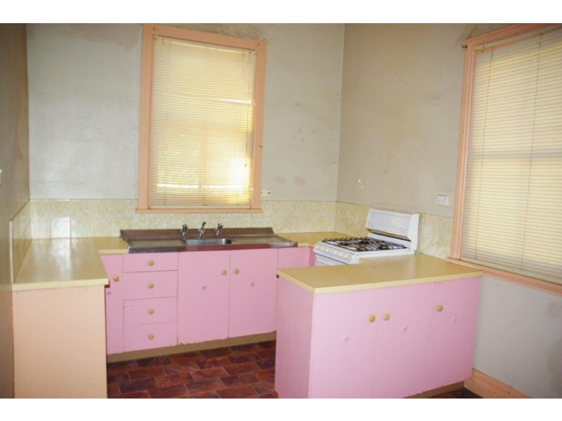 108-110 Arthur Street, Wellington NSW 2820