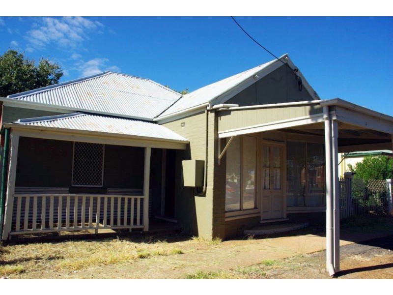 56 Percy Street, Wellington NSW 2820