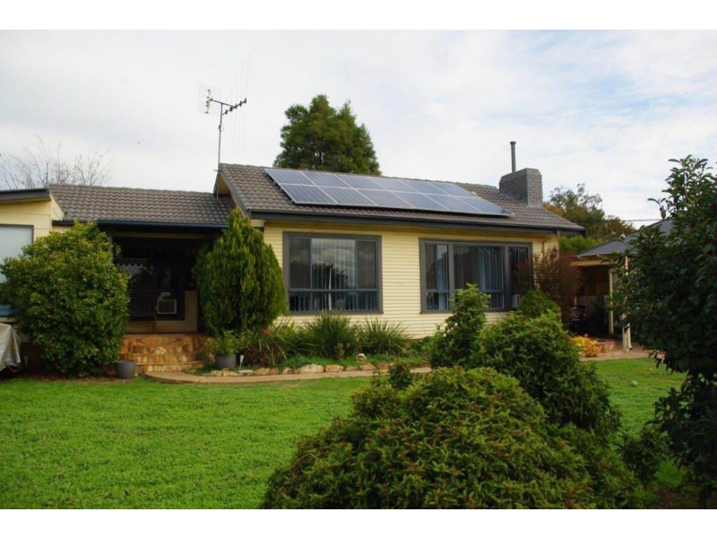 121 Warne Street, Wellington NSW 2820