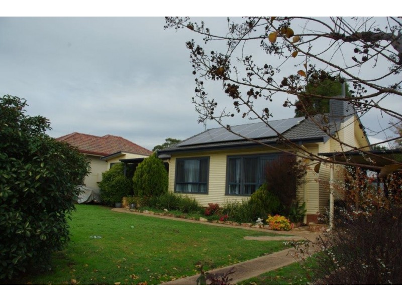 121 Warne Street, Wellington NSW 2820