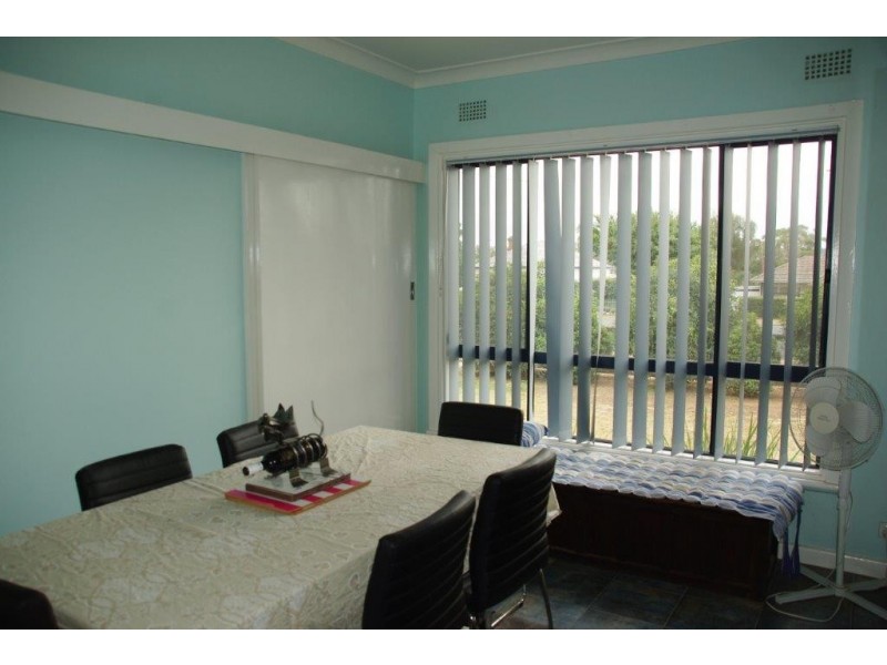 121 Warne Street, Wellington NSW 2820