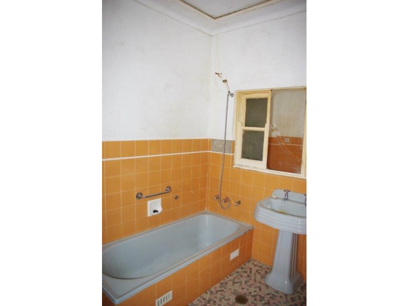 35 Gobolion Street, Wellington NSW 2820