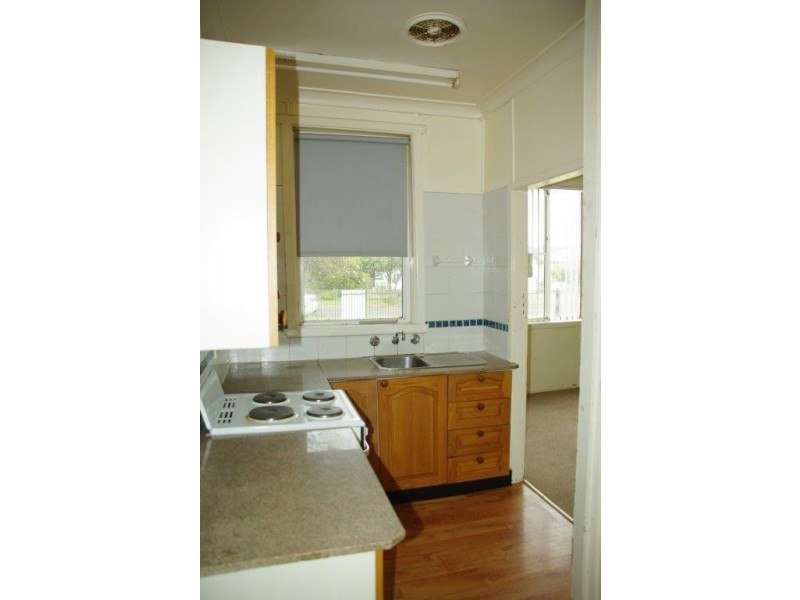 6 Glasson Street, Wellington NSW 2820