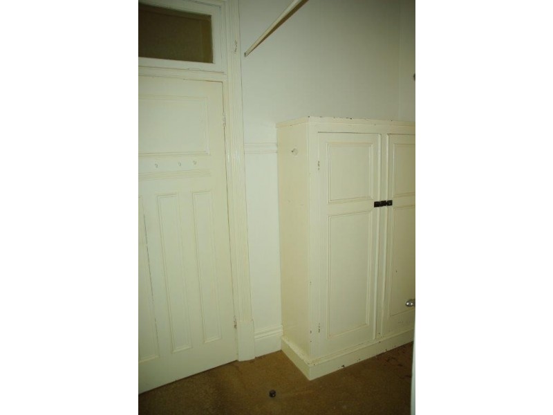 8 Warne Street, Wellington NSW 2820