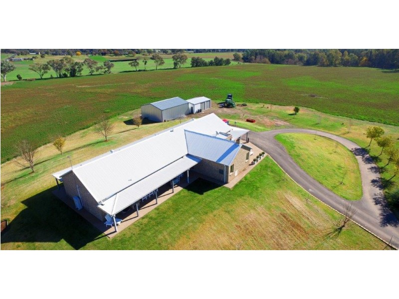 2 Bushrangers Creek Road, Wellington NSW 2820