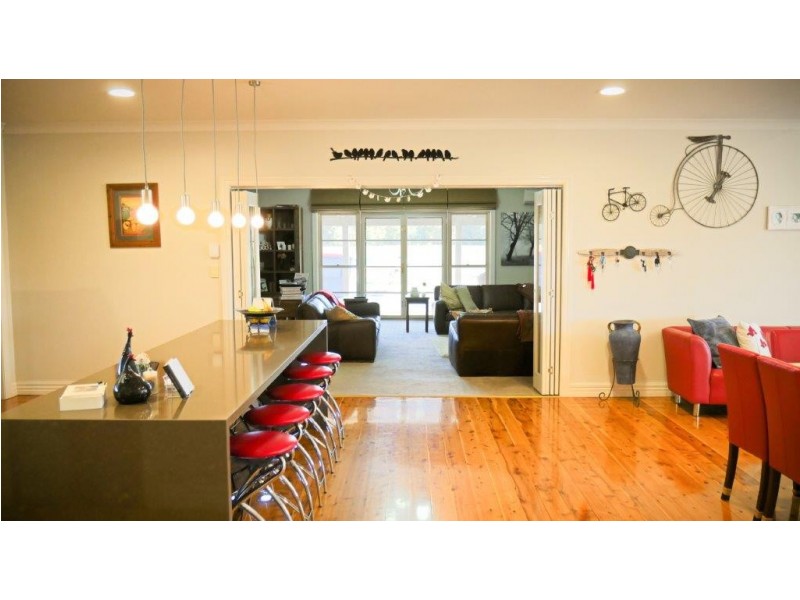 2 Bushrangers Creek Road, Wellington NSW 2820