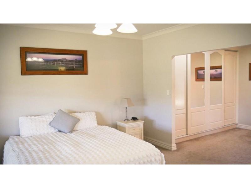 2 Bushrangers Creek Road, Wellington NSW 2820