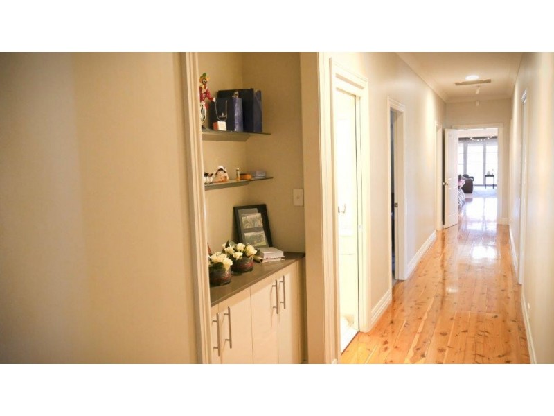 2 Bushrangers Creek Road, Wellington NSW 2820