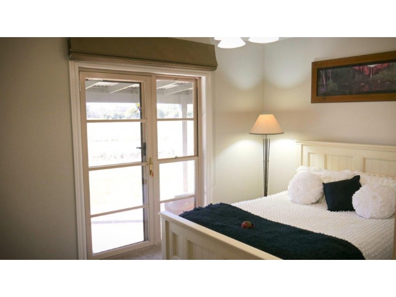 2 Bushrangers Creek Road, Wellington NSW 2820