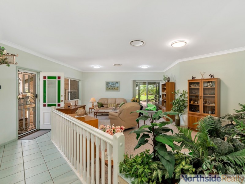 9 Turnberry Crescent, Albany Creek QLD 4035