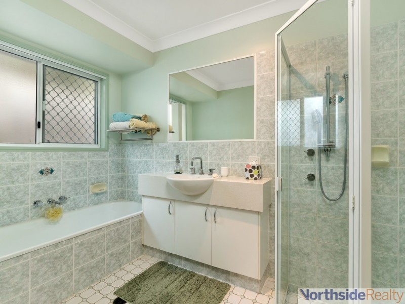 9 Turnberry Crescent, Albany Creek QLD 4035