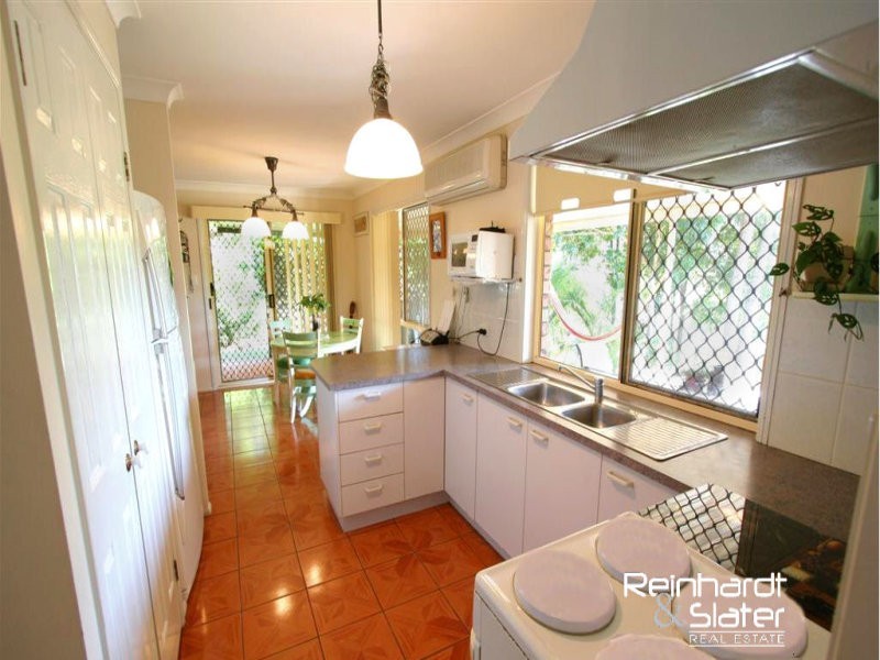 33 Falconglen Pl, Ferny Grove QLD 4055