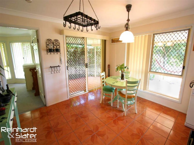 33 Falconglen Pl, Ferny Grove QLD 4055