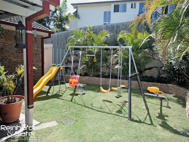 33 Pascali Cr, Eatons Hill QLD 4037