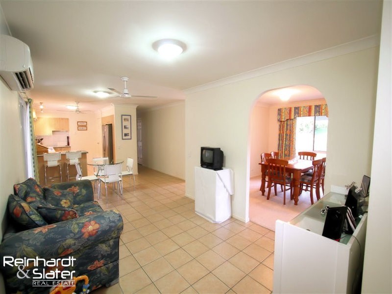 43 Woodtop Ct, Ferny Hills QLD 4055