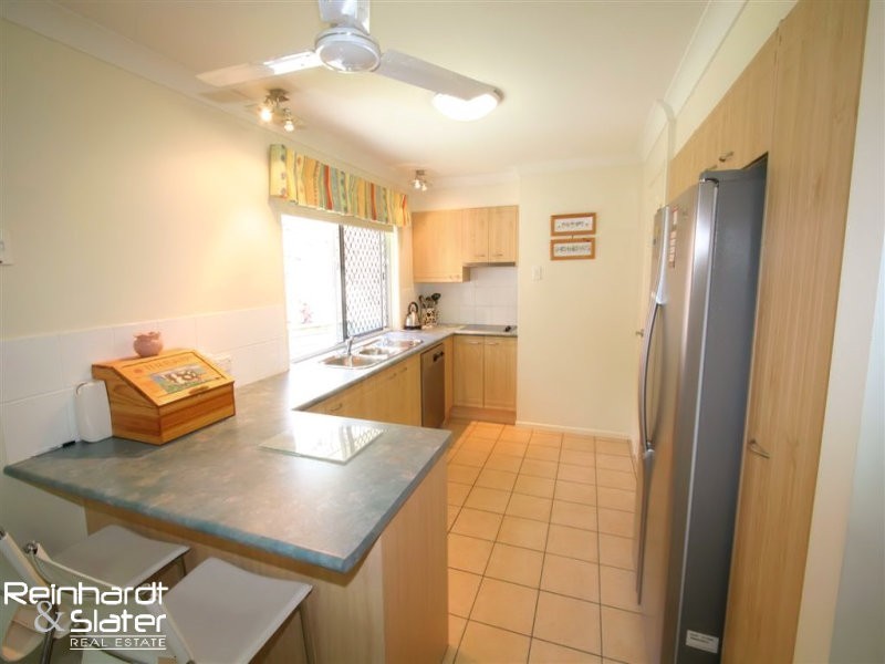 43 Woodtop Ct, Ferny Hills QLD 4055