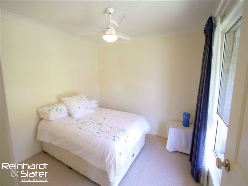 43 Woodtop Ct, Ferny Hills QLD 4055