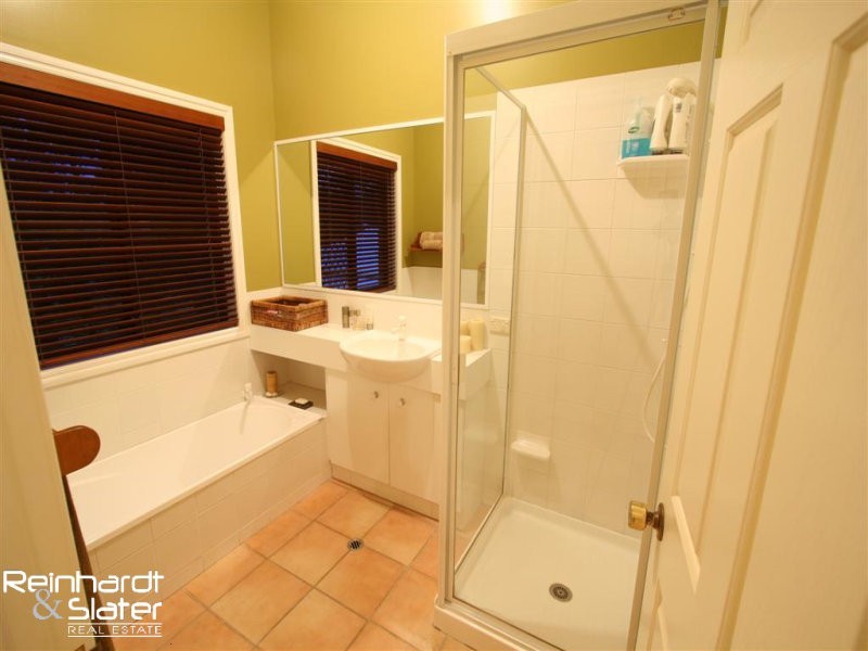 105 Theodore Rd, Kurwongbah QLD 4503