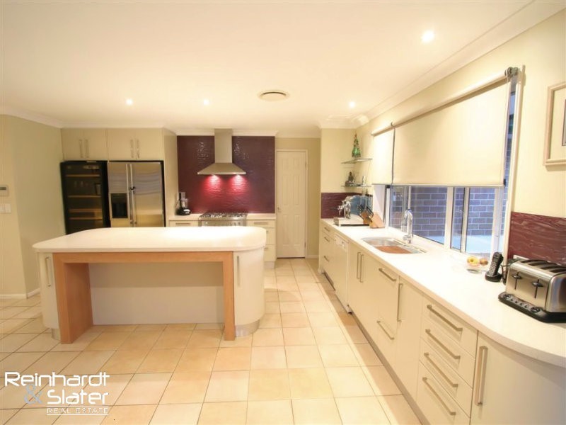 3 Lytham Ct, Albany Creek QLD 4035