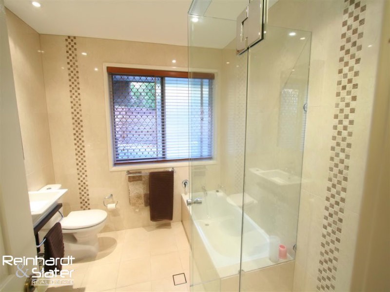 3 Lytham Ct, Albany Creek QLD 4035