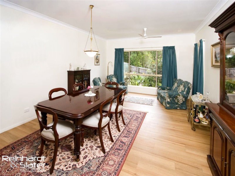 31 Cabarita Cr, Eatons Hill QLD 4037