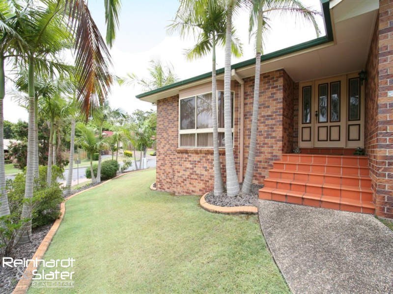 1 Lytham Ct, Albany Creek QLD 4035
