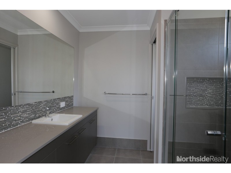 5 Hahn Street, Mango Hill QLD 4509