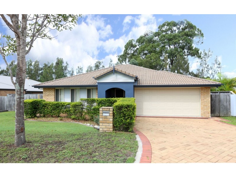 11 Corowa Court, Eatons Hill QLD 4037