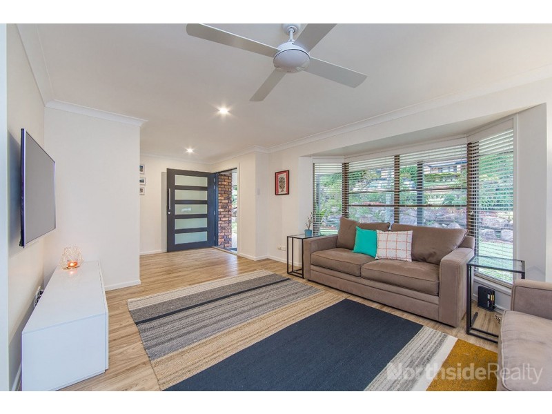7 Langley Place, Albany Creek QLD 4035