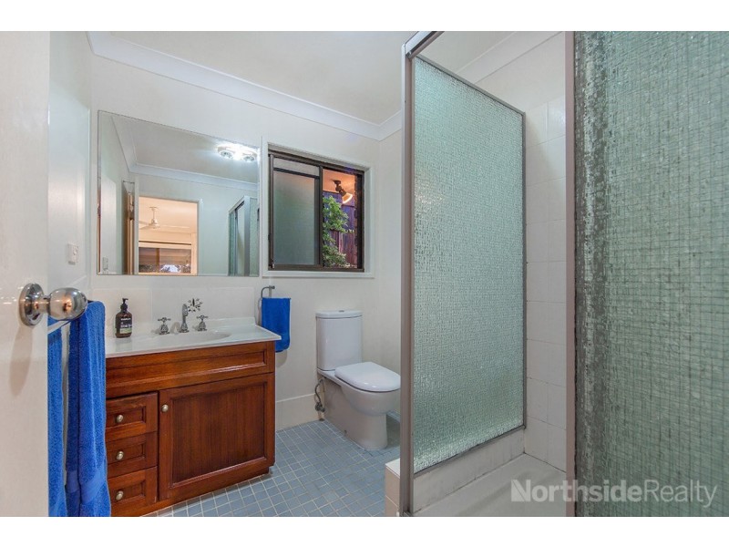 7 Langley Place, Albany Creek QLD 4035