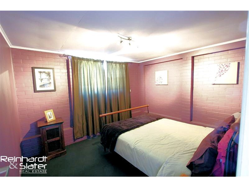 44 Kylie Ave, Ferny Hills QLD 4055