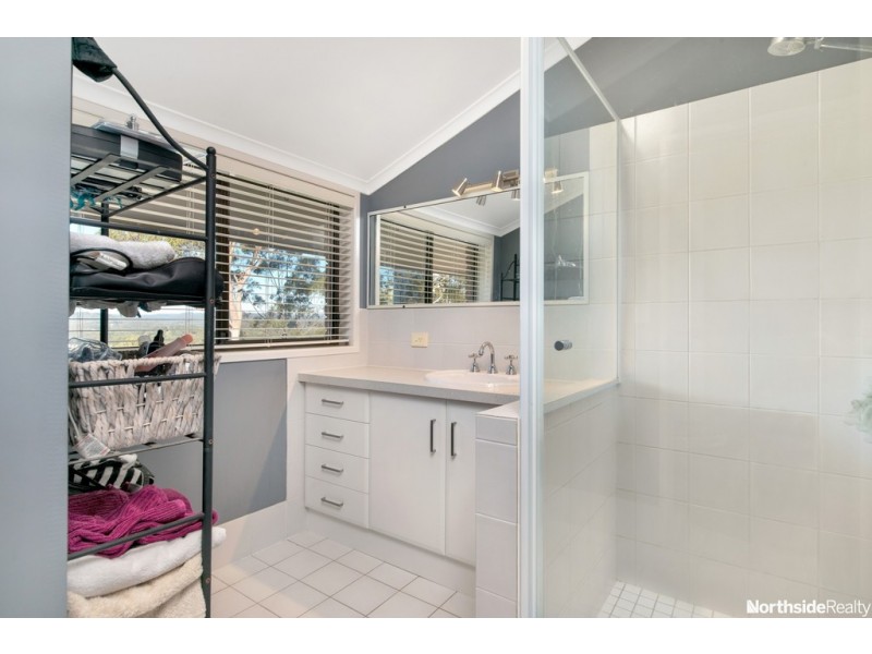 37 Minerva Court, Eatons Hill QLD 4037