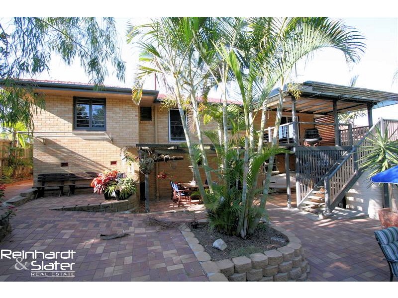 20 Doulton St, Stafford Heights QLD 4053