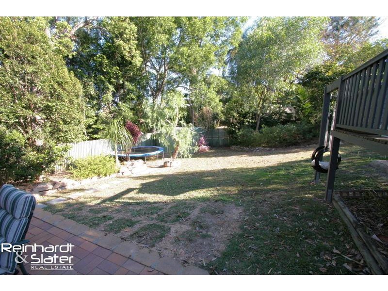 20 Doulton St, Stafford Heights QLD 4053