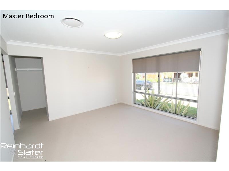 3 Kipfler Lane, Warner QLD 4500