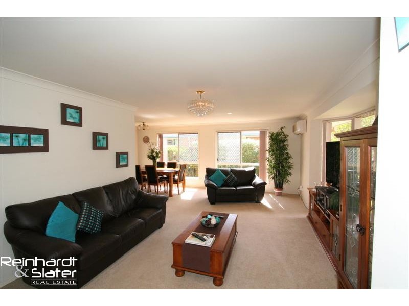 134 Silkyoak Cct, Fitzgibbon QLD 4018