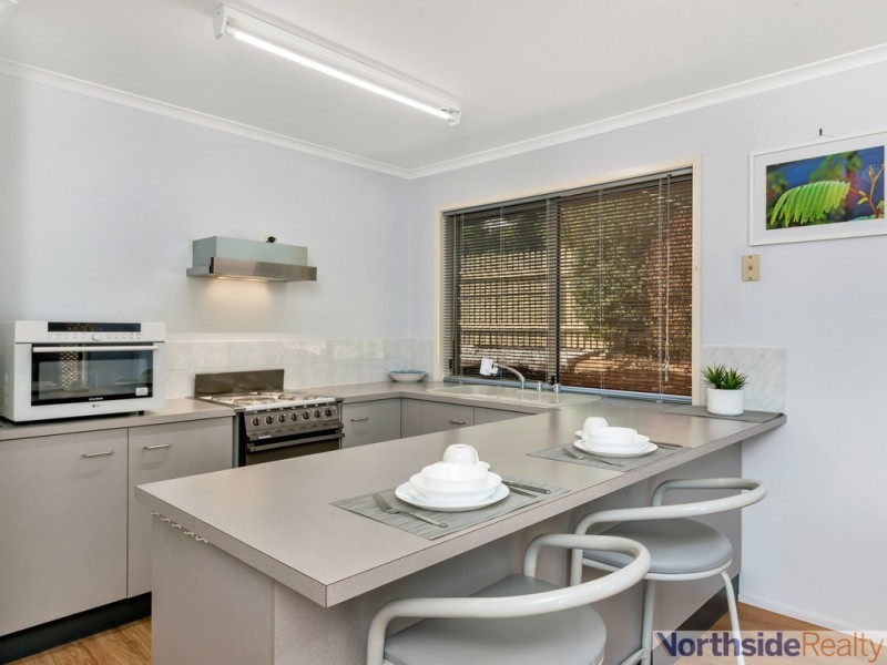 14 Danaus Court, Eatons Hill QLD 4037