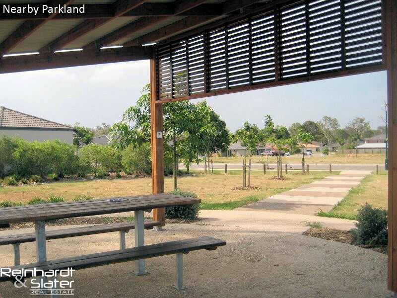 8 MacDonald Pl, Carseldine QLD 4034