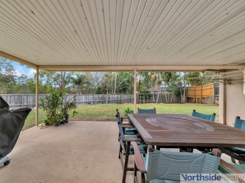 8 Ilona Place, Eatons Hill QLD 4037
