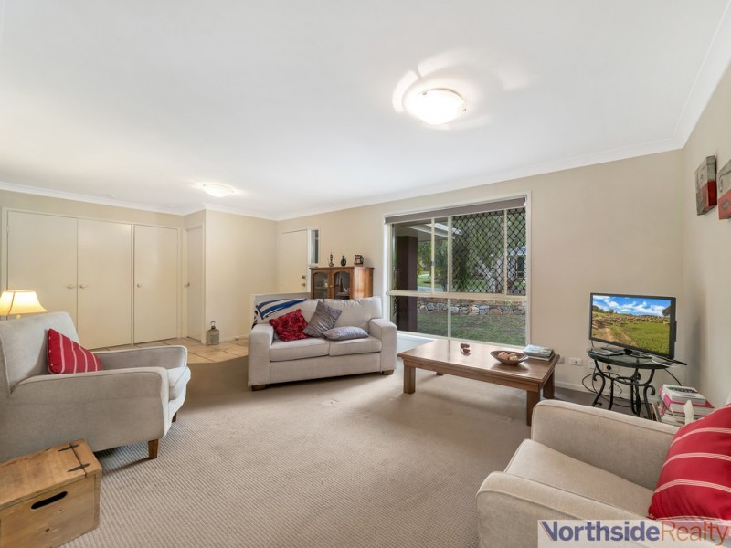 8 Ilona Place, Eatons Hill QLD 4037