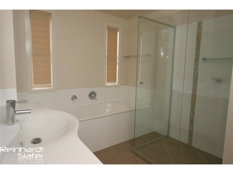 34 Sunstone Cct, Mango Hill QLD 4509