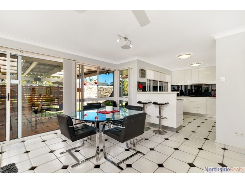 14 Saraband Drive, Eatons Hill QLD 4037