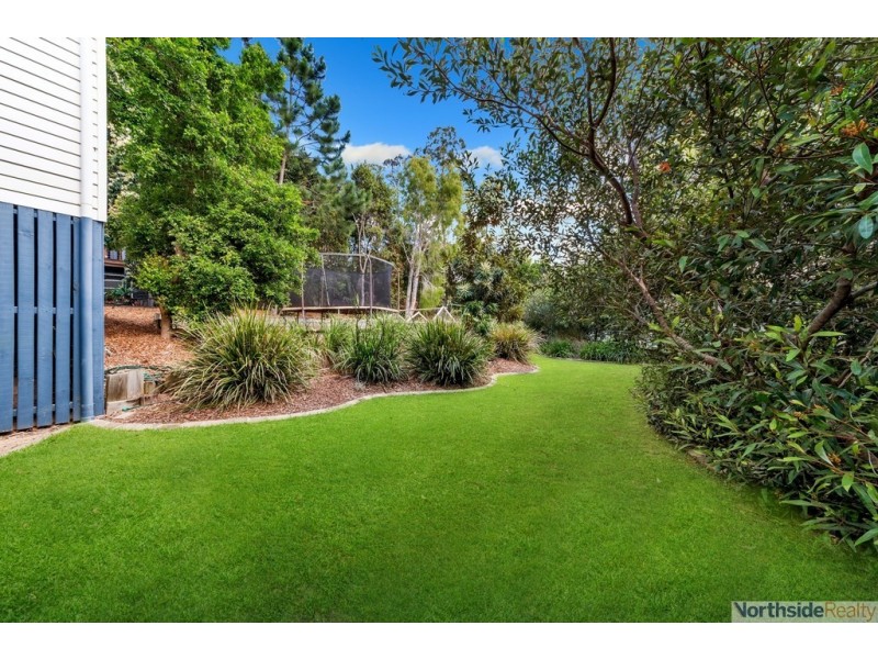 17 Corvus Drive, Cashmere QLD 4500