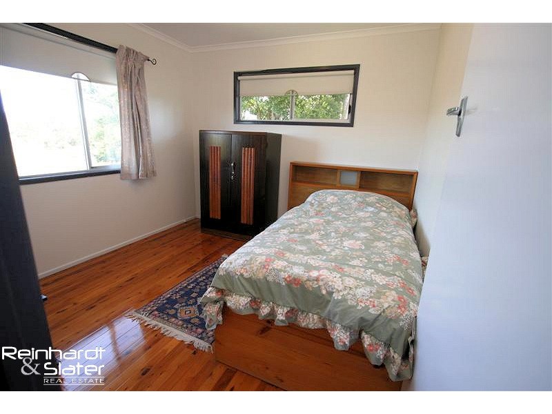 217 Bunya Rd, Arana Hills QLD 4054