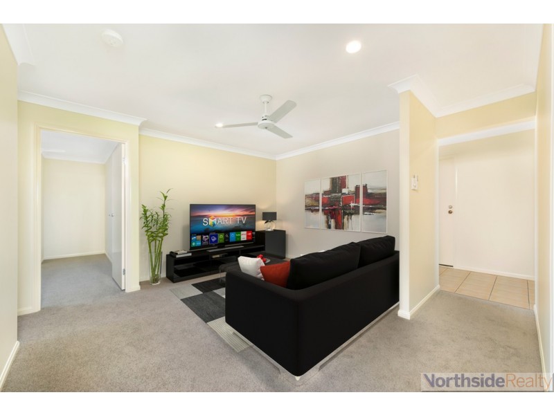 12 Corowa ct, Eatons Hill QLD 4037