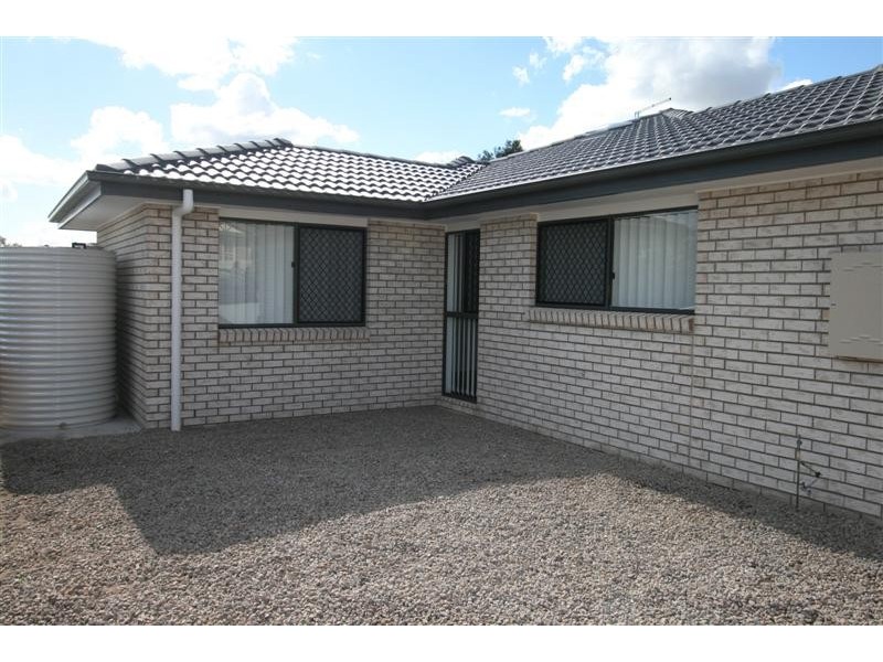 8 Rolleston St, Keperra QLD 4054