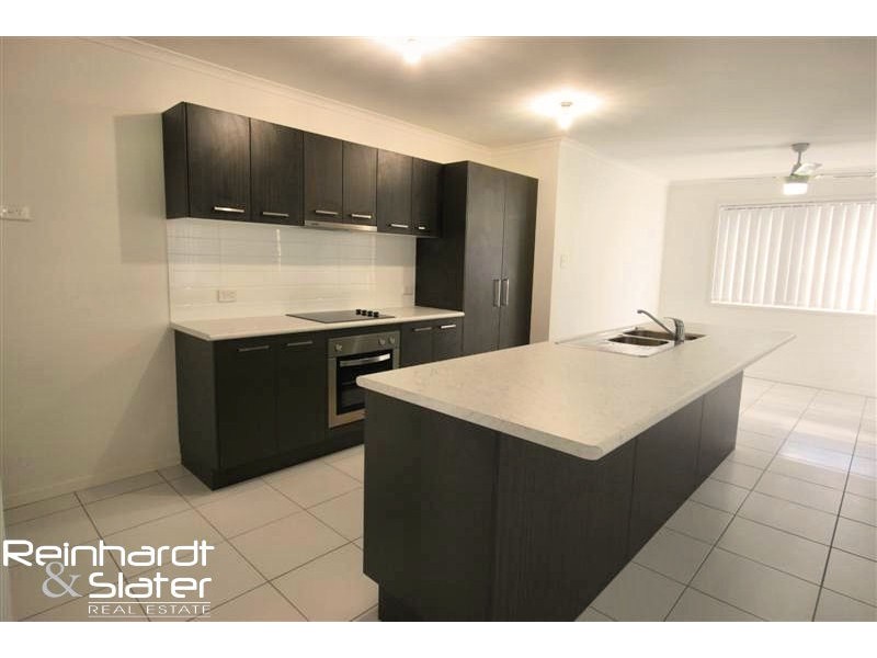 8 Rolleston St, Keperra QLD 4054