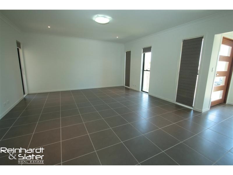 28 MacDonald Place, Carseldine QLD 4034