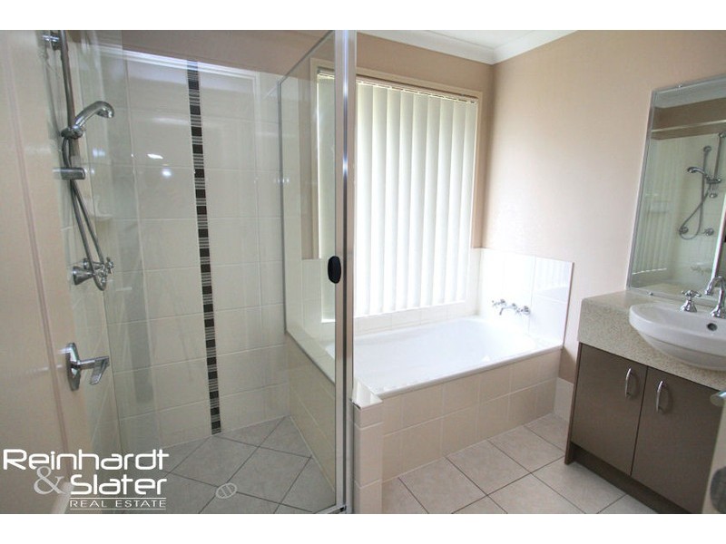 28 Fir Place, Warner QLD 4500