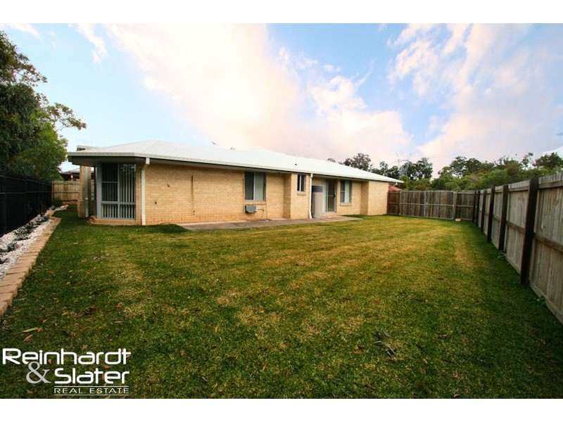 28 Fir Place, Warner QLD 4500